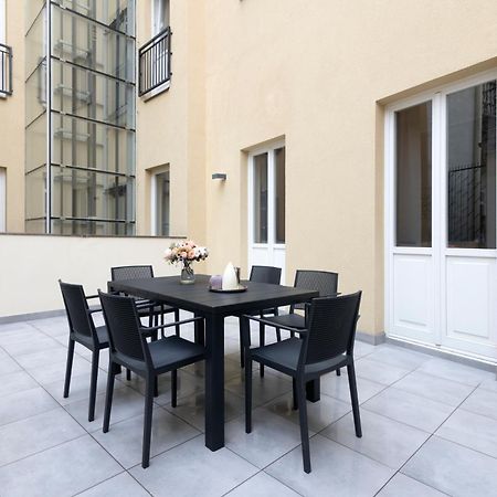 Kinsky Garden Apartments And Suites By Dwellfort Prag Dış mekan fotoğraf