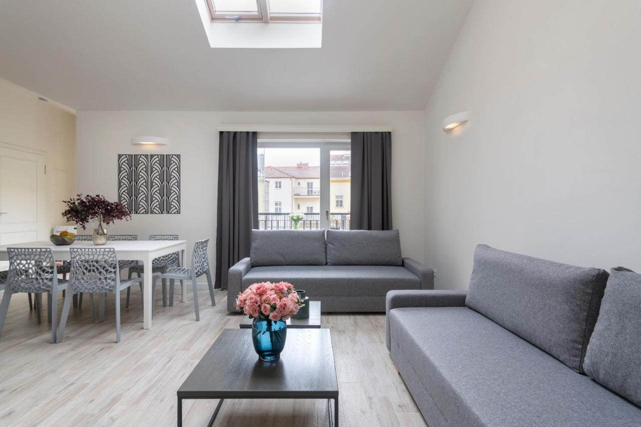 Kinsky Garden Apartments And Suites By Dwellfort Prag Dış mekan fotoğraf