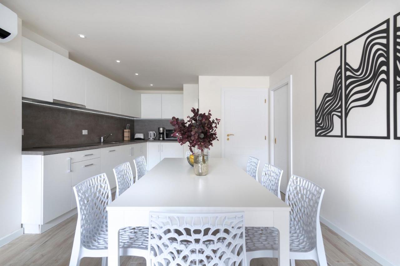 Kinsky Garden Apartments And Suites By Dwellfort Prag Dış mekan fotoğraf