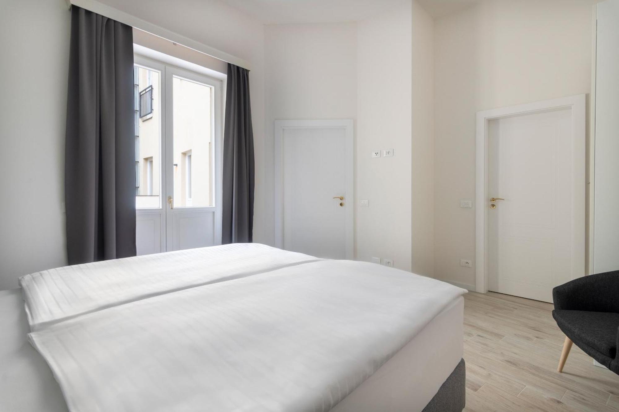Kinsky Garden Apartments And Suites By Dwellfort Prag Oda fotoğraf