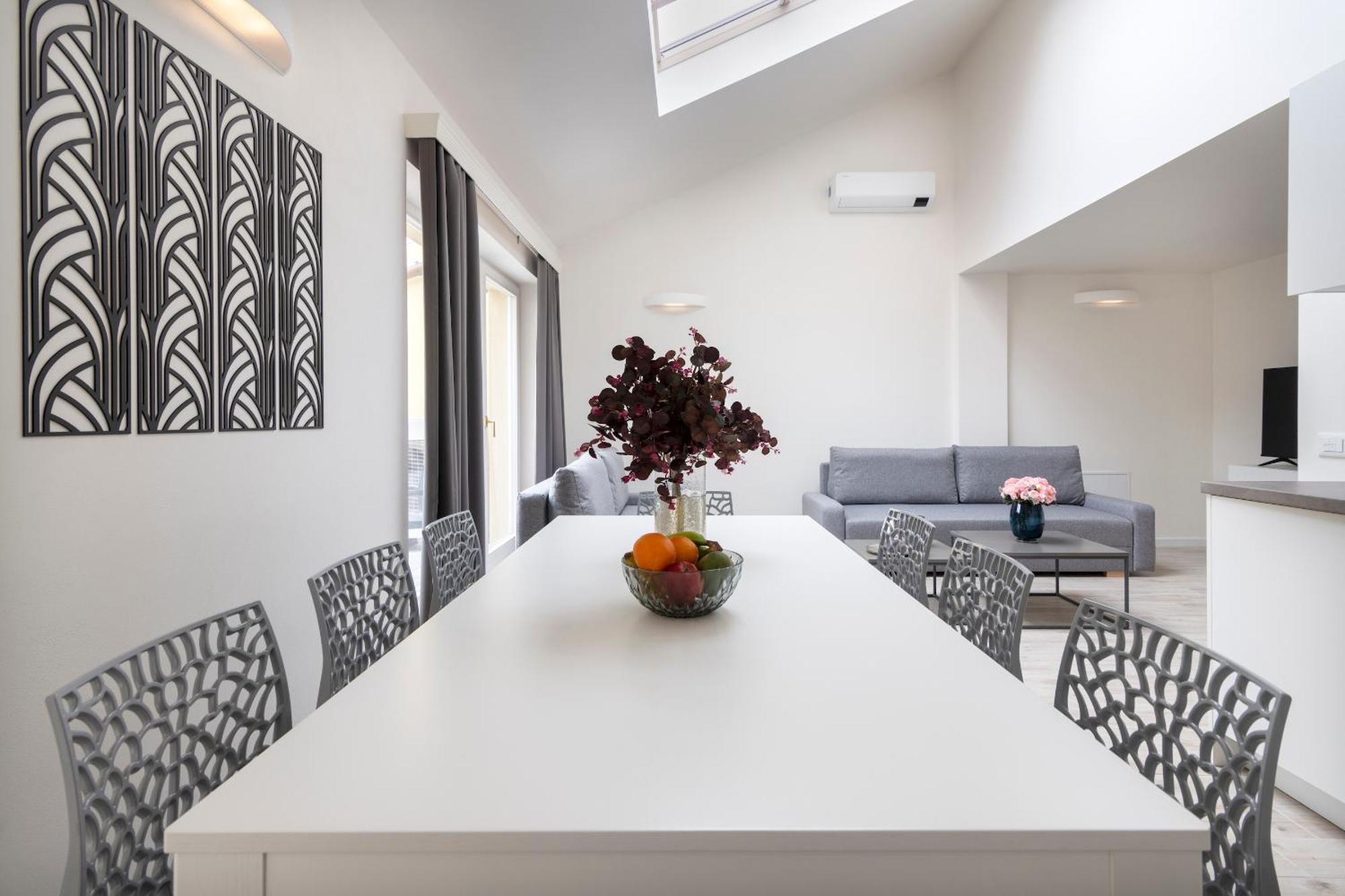 Kinsky Garden Apartments And Suites By Dwellfort Prag Dış mekan fotoğraf